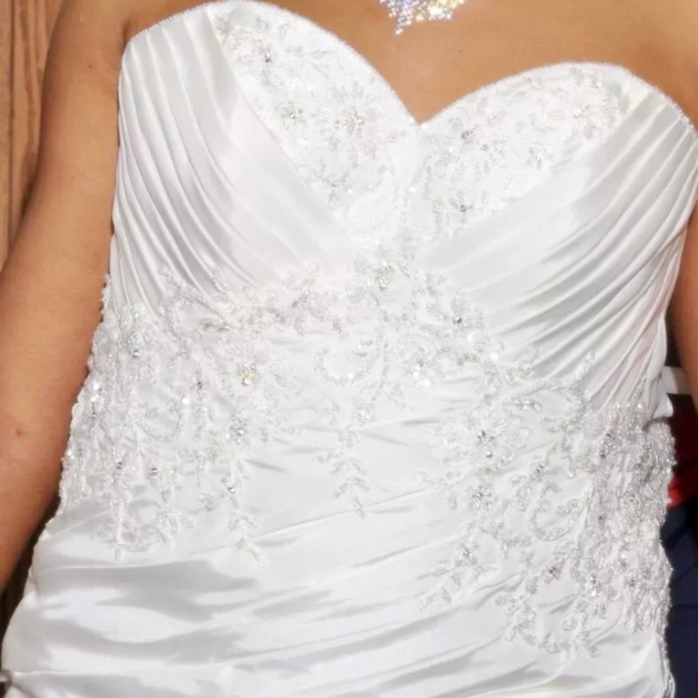 Beautiful Wedding Gown!